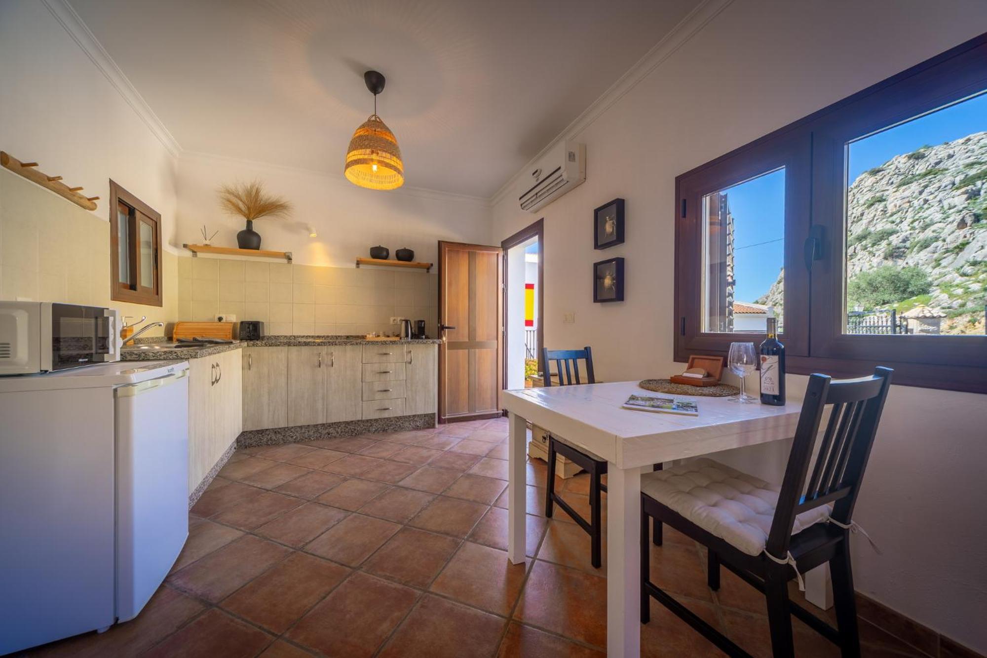 Casa La Calera - Adults Only 15 Plus Теба Экстерьер фото